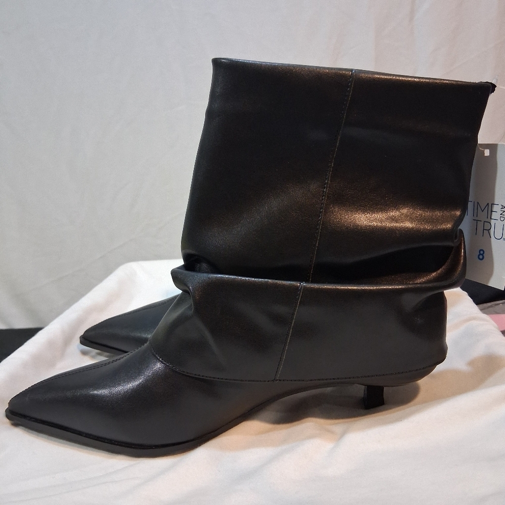Time and Tru Black Slouchy Heeled Boots - Picture 7 of 7